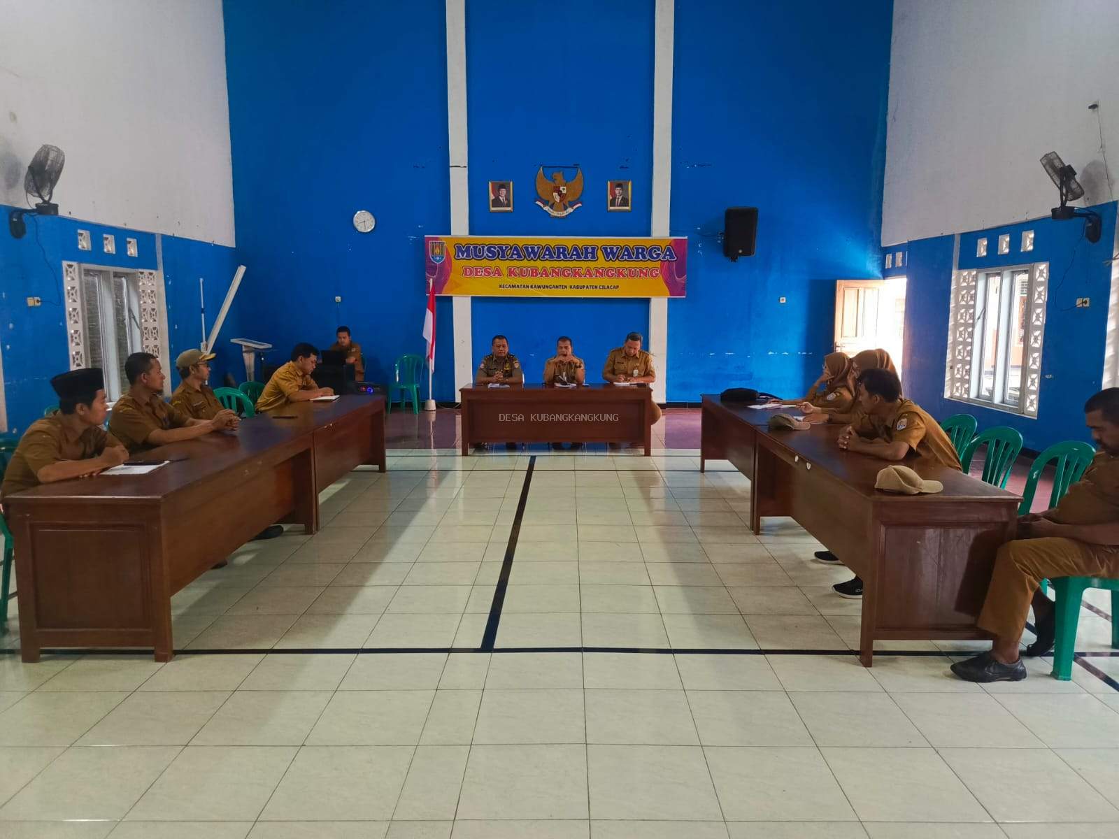 Rakor Pemerintah Desa Bersama Camat Kawunganten